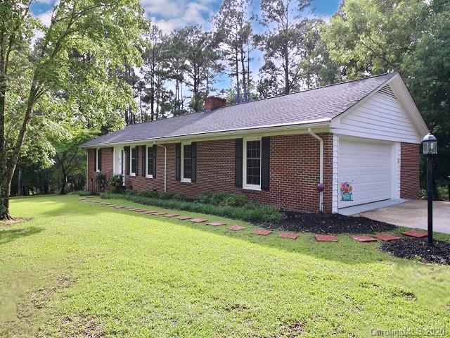 696 Pineview Lakes Road Chester, SC 29706 - Photo 3 of 23 Gallery Image 3