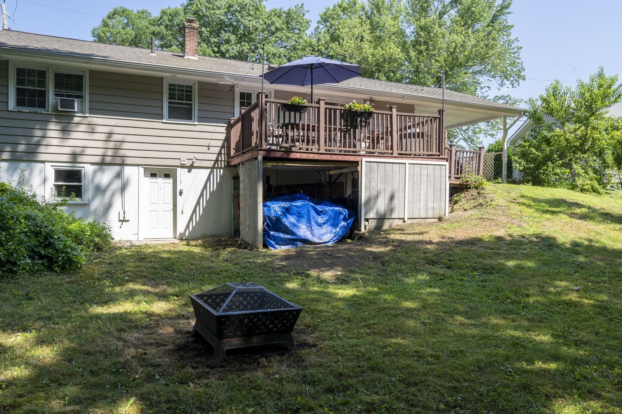 243 Gabrielle Street Manchester, NH 03103 - Photo 35 of 38