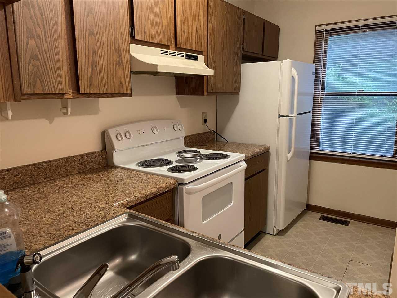 14 Prestwick Place Durham, NC 27705 - Photo 5 of 25