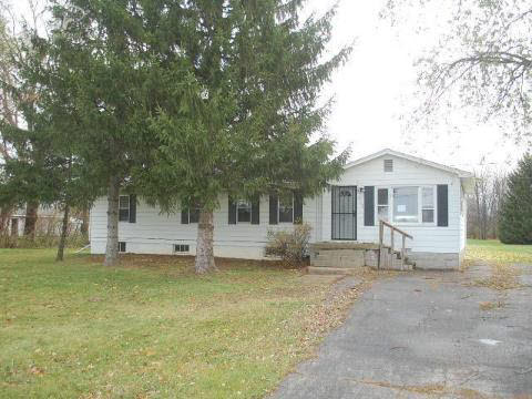 4162 North Center Road Flint, MI 48506 - Photo 3 of 23 20131718-2.JPG