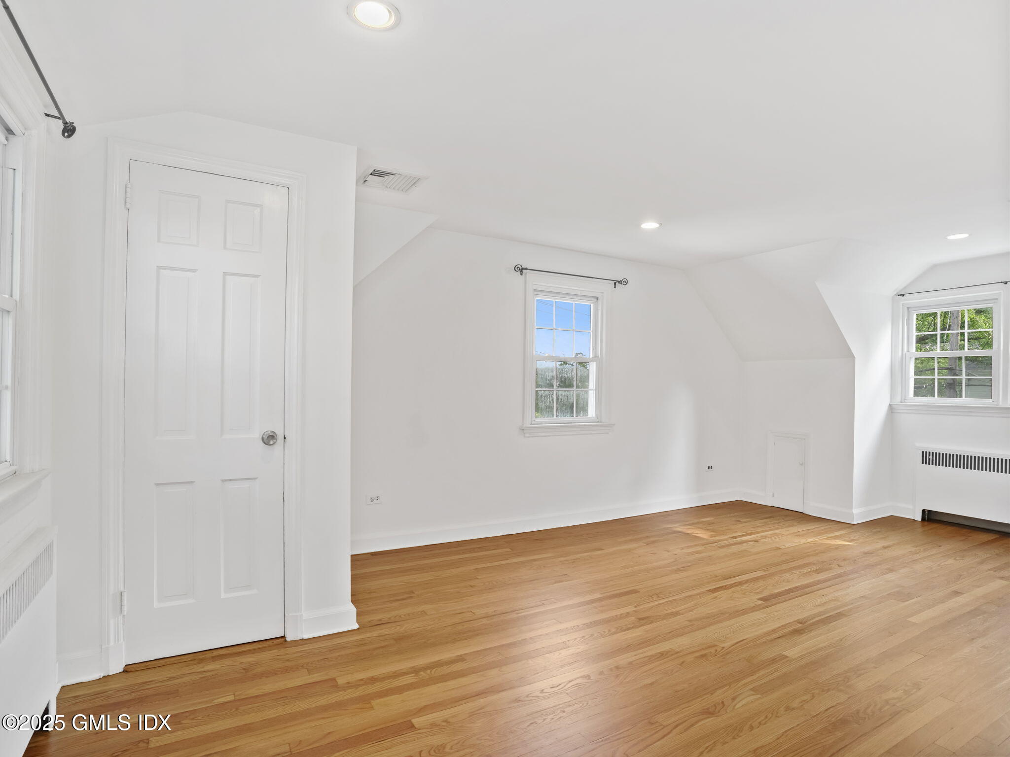 2 River Lane Cos Cob, CT 06807 - Photo 11 of 19 23-web-or-mls-2-river-ln