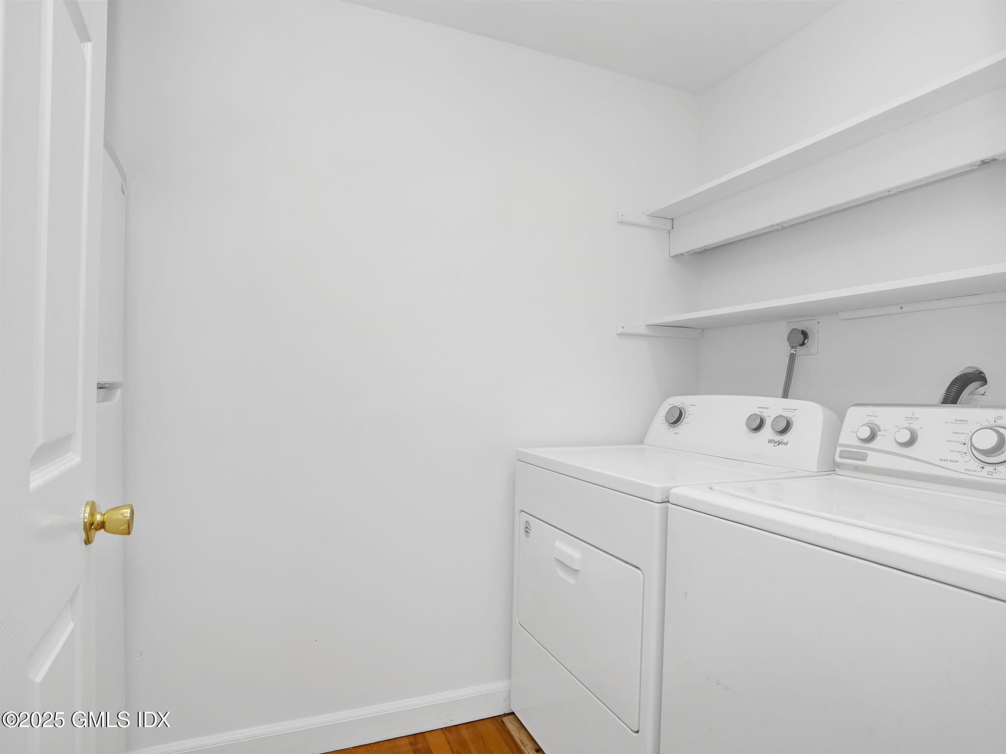 2 River Lane Cos Cob, CT 06807 - Photo 9 of 19 19-web-or-mls-2-river-ln