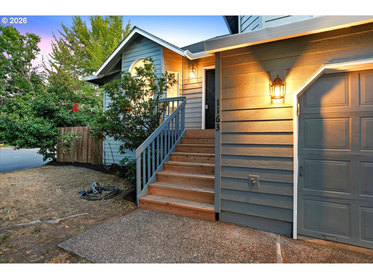 1163 Southwest Tobias Way Beaverton, OR 97003 - Photo 2 of 37