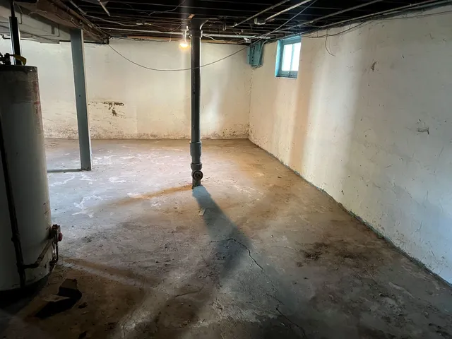 $175,000 | 116 West Naperville Road, Westmont, IL 60559