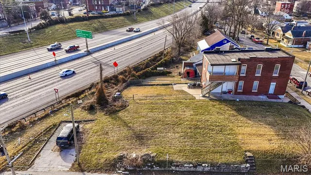 $10,000 | 4618 Pennsylvania Avenue, St. Louis, MO 63111