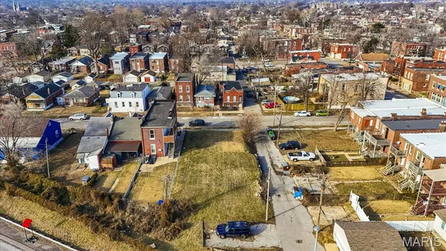 $10,000 | 4618 Pennsylvania Avenue, St. Louis, MO 63111