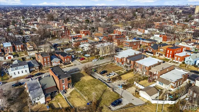 $10,000 | 4618 Pennsylvania Avenue, St. Louis, MO 63111