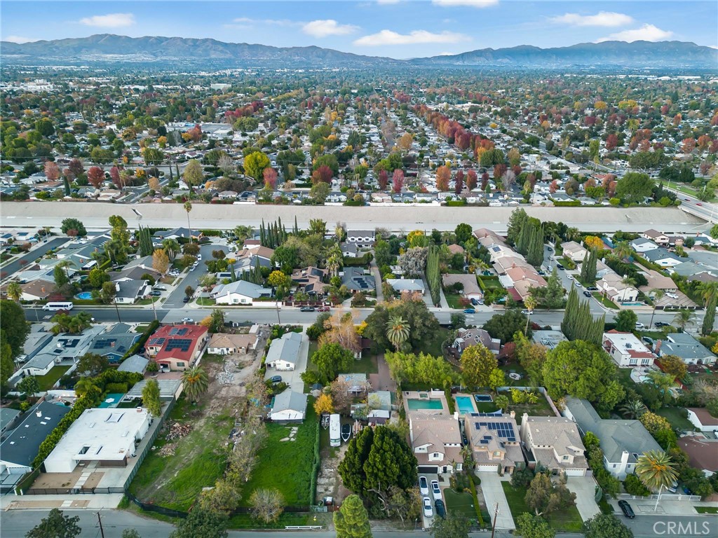 17806 Erwin Street Encino, CA 91316 - Photo 58 of 62 an aerial view of multiple house