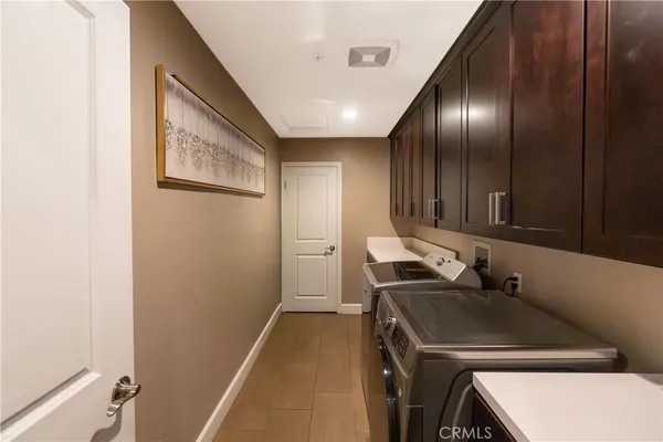 $924,900 | 7786 Arosia Drive, Fontana, CA 92336