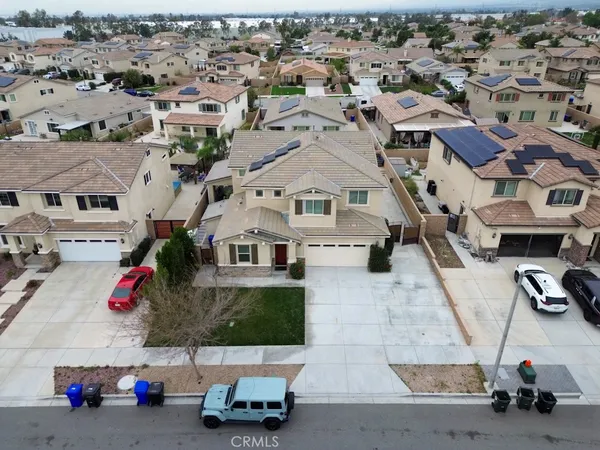 $924,900 | 7786 Arosia Drive, Fontana, CA 92336