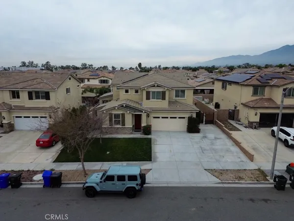 $924,900 | 7786 Arosia Drive, Fontana, CA 92336