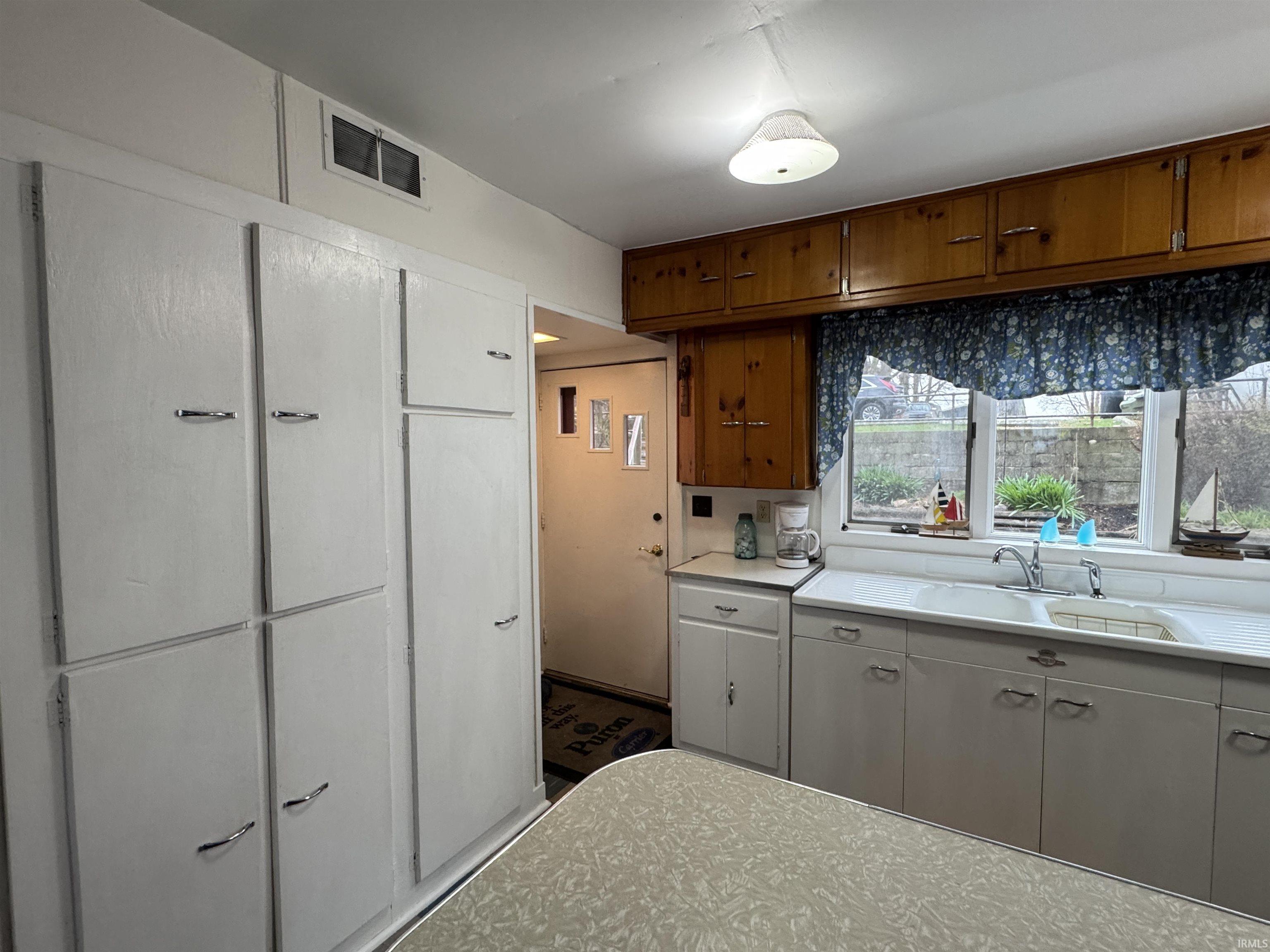 2807 Barrett Road Rochester, IN 46975 - Photo 12 of 35