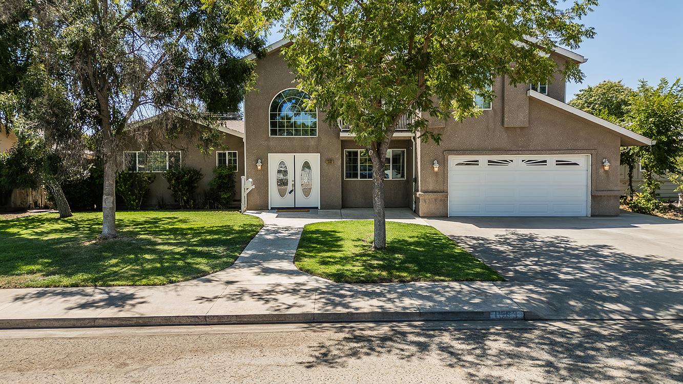 1563 South Klein Avenue Reedley, CA 93654 - Photo 68 of 81