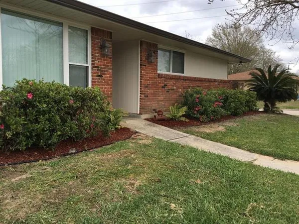 $2,900 | 6501 Ithaca Street, Metairie, LA 70003
