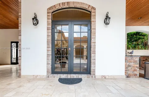 a picture of city view