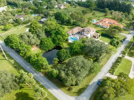$3,699,000 | 18951 Southwest 53rd Street, Southwest Ranches, FL 33332