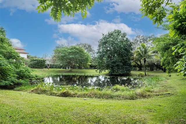 $3,699,000 | 18951 Southwest 53rd Street, Southwest Ranches, FL 33332