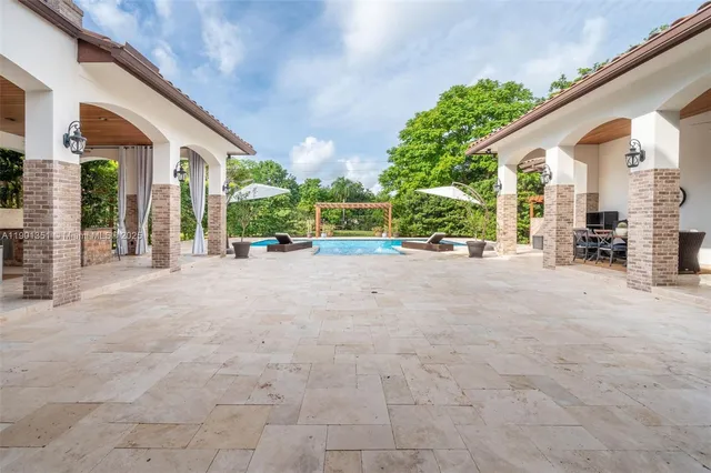 a view of front door and porch