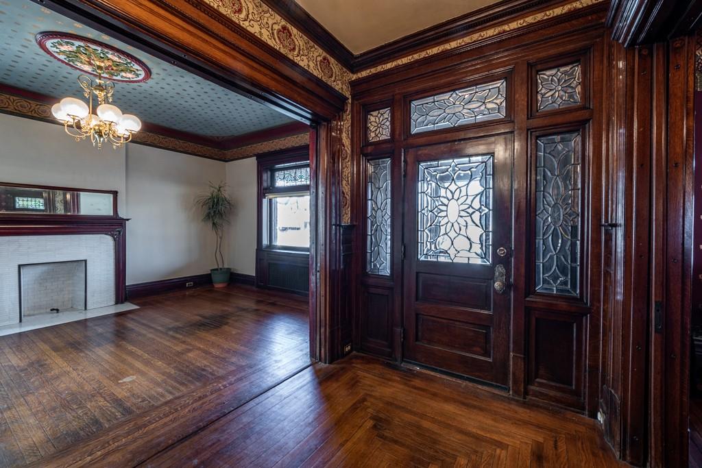 114 Biddle Avenue Wilkinsburg, PA 15221 - Photo 4 of 25