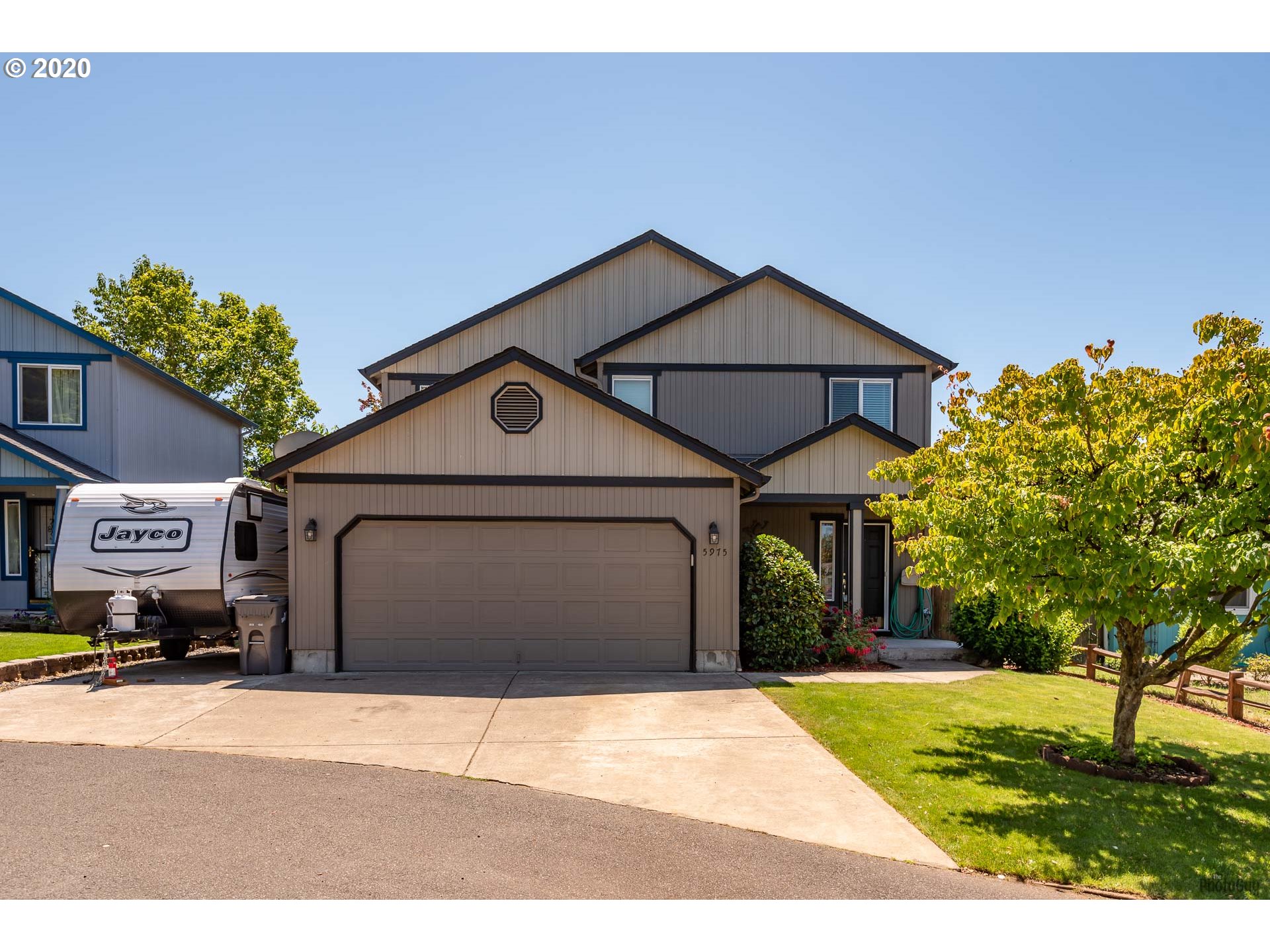 5975 Obsidian Avenue Springfield, OR 97478 - Photo 1 of 32
