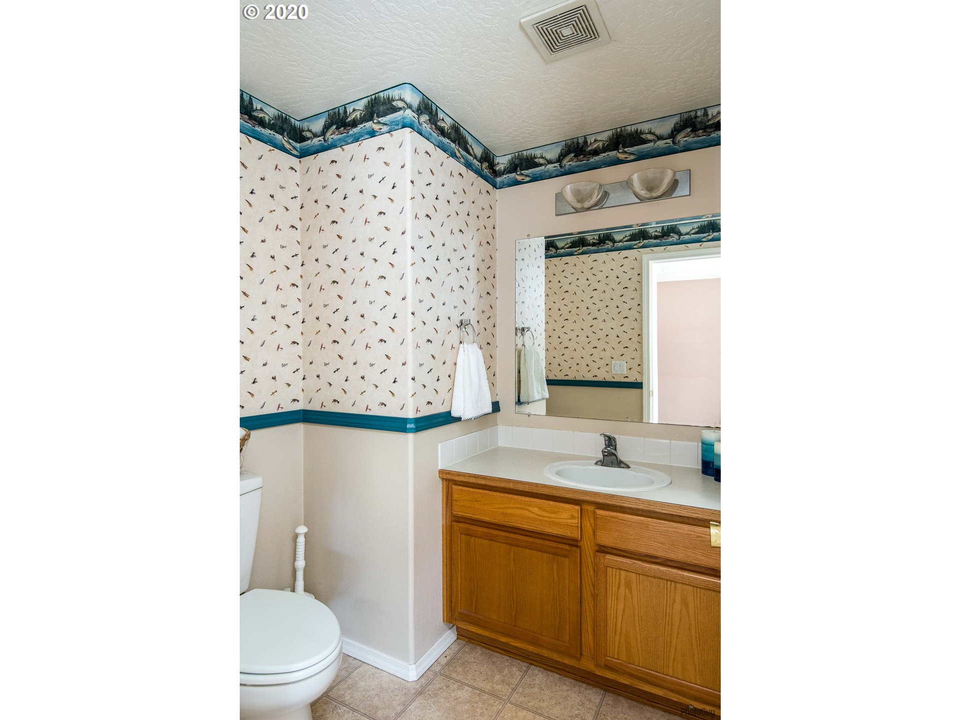 5975 Obsidian Avenue Springfield, OR 97478 - Photo 14 of 32