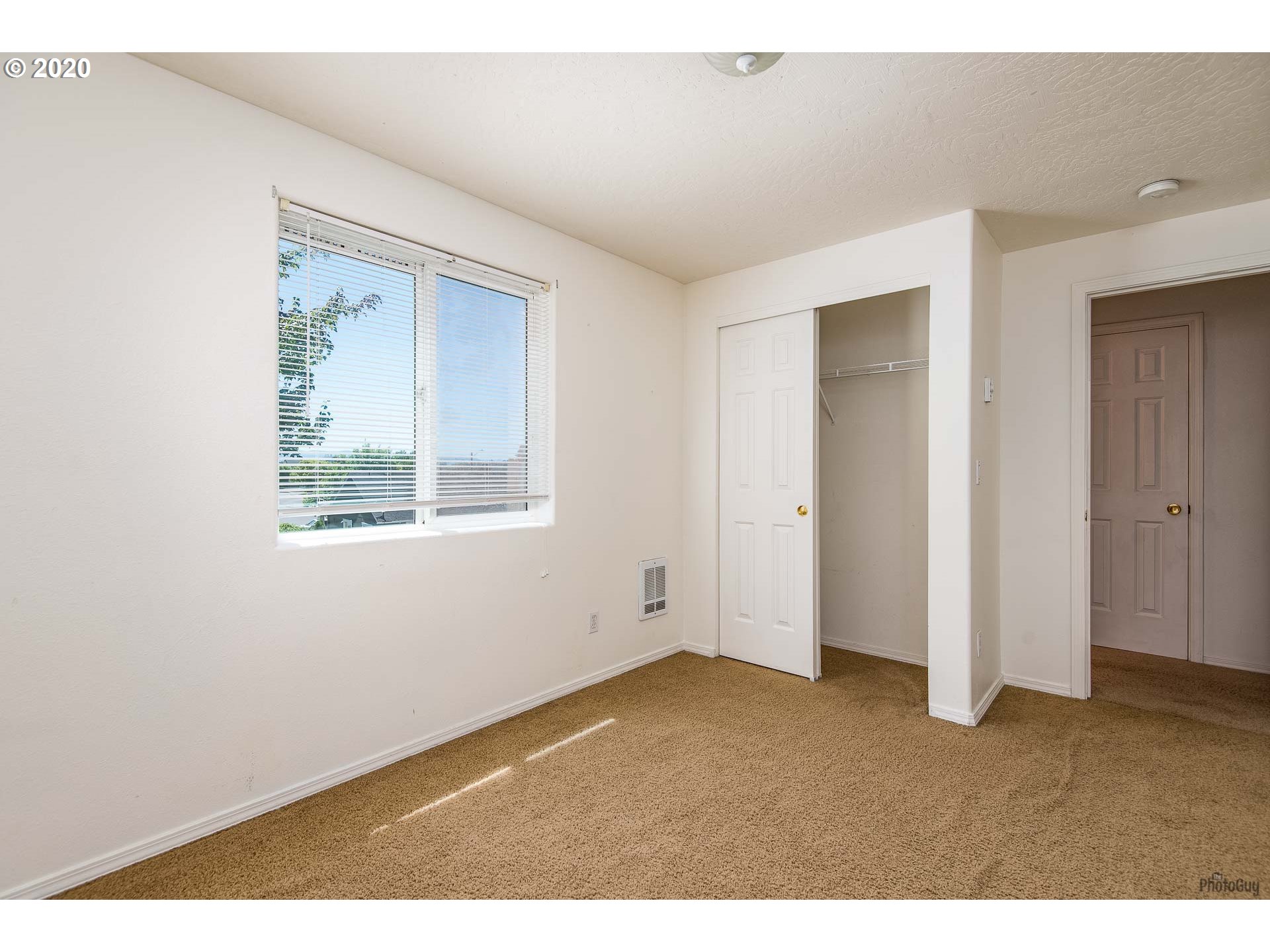 5975 Obsidian Avenue Springfield, OR 97478 - Photo 22 of 32