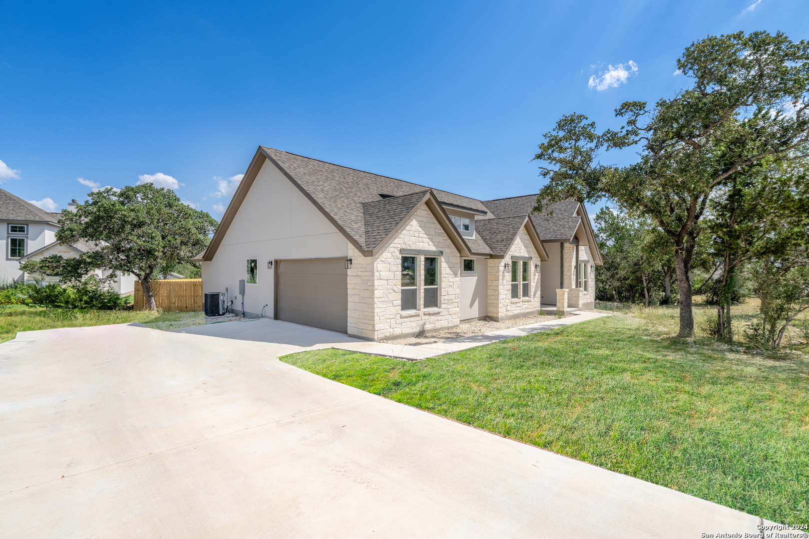 860 Rayner Ranch Boulevard Spring Branch, TX 78070 - Photo 11 of 36
