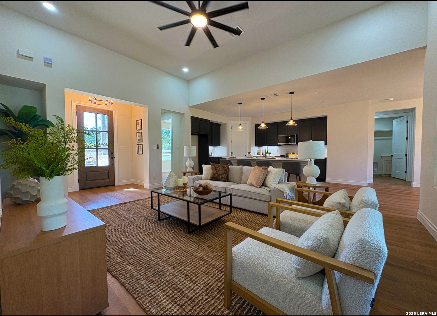 860 Rayner Ranch Boulevard Spring Branch, TX 78070 - Photo 3 of 36