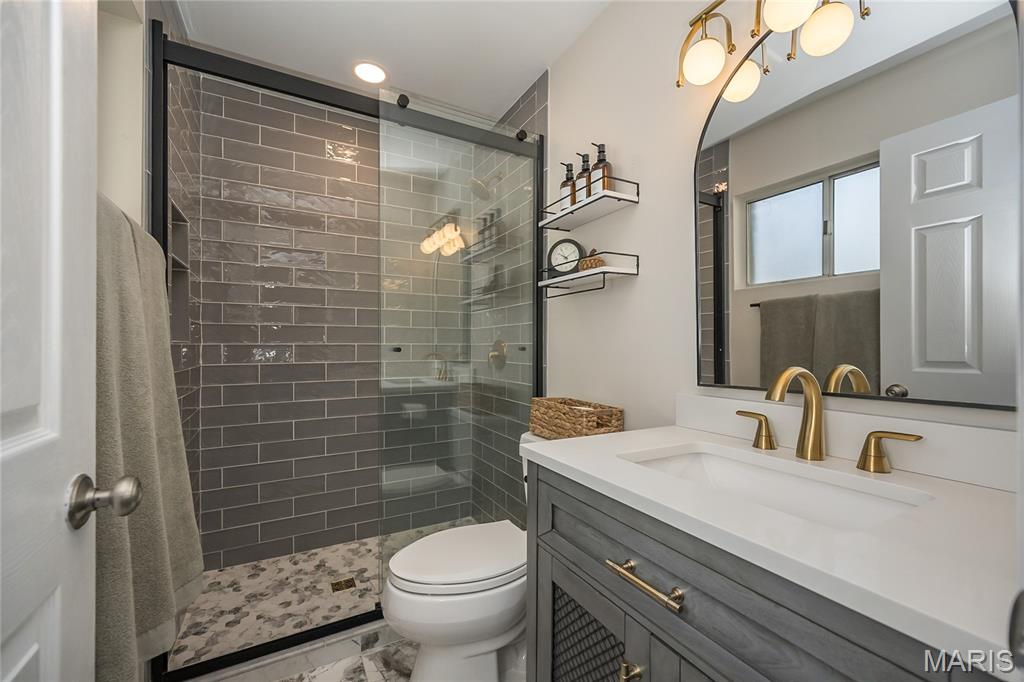 925 Camargo Drive Ballwin, MO 63011 - Photo 27 of 55