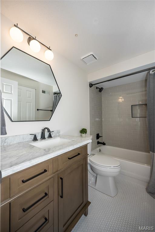 925 Camargo Drive Ballwin, MO 63011 - Photo 45 of 55