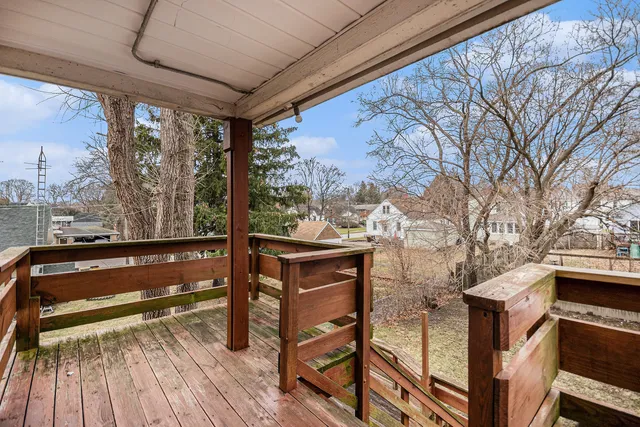 $199,900 | 919 Clay Street, Woodstock, IL 60098