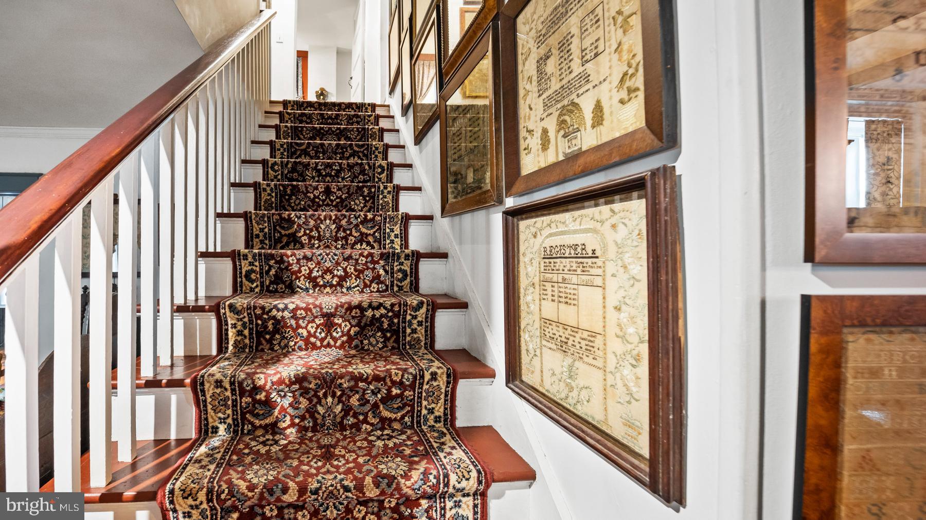 4 Locust Grove Road Pittstown, NJ 08867 - Photo 16 of 37 Staircase