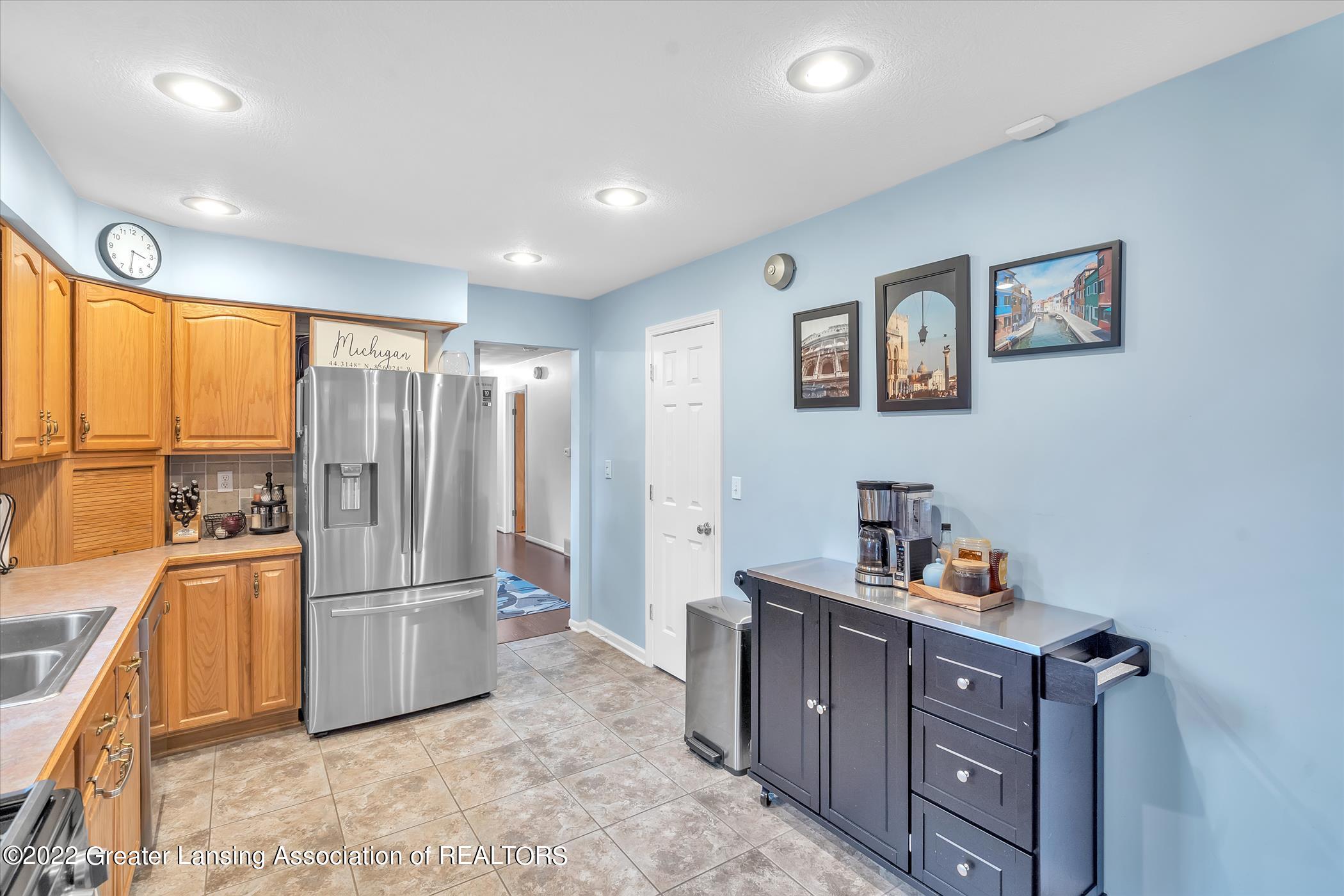 1545 East Stoll Road Lansing, MI 48906 - Photo 13 of 37 1545-E-Stoll-Rd-WindowStill-Real-Estate-