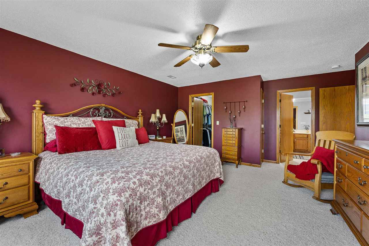 6919 Rockingham Drive Southwest Cedar Rapids, IA 52404 - Photo 23 of 55 Gallery Image 23