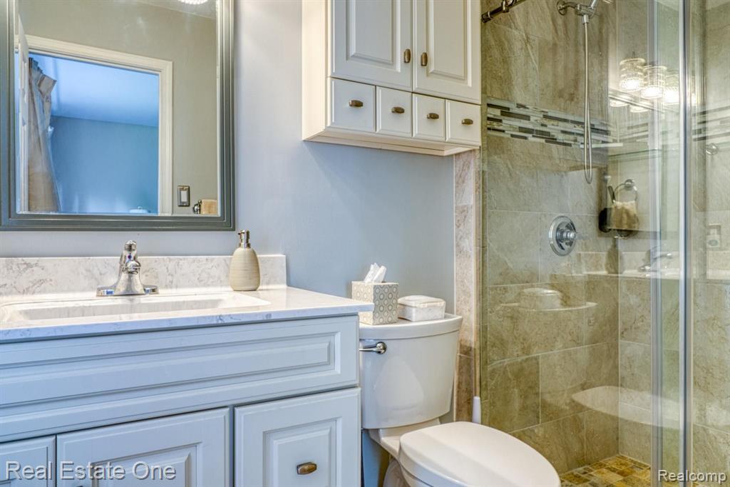 1698 Snowden Circle Rochester Hills, MI 48306 - Photo 18 of 27