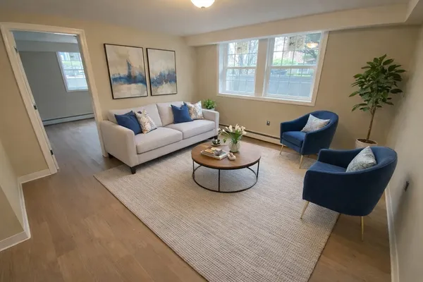 $2,600 | 932 Massachusetts Avenue, Unit 1, Arlington, MA 02476