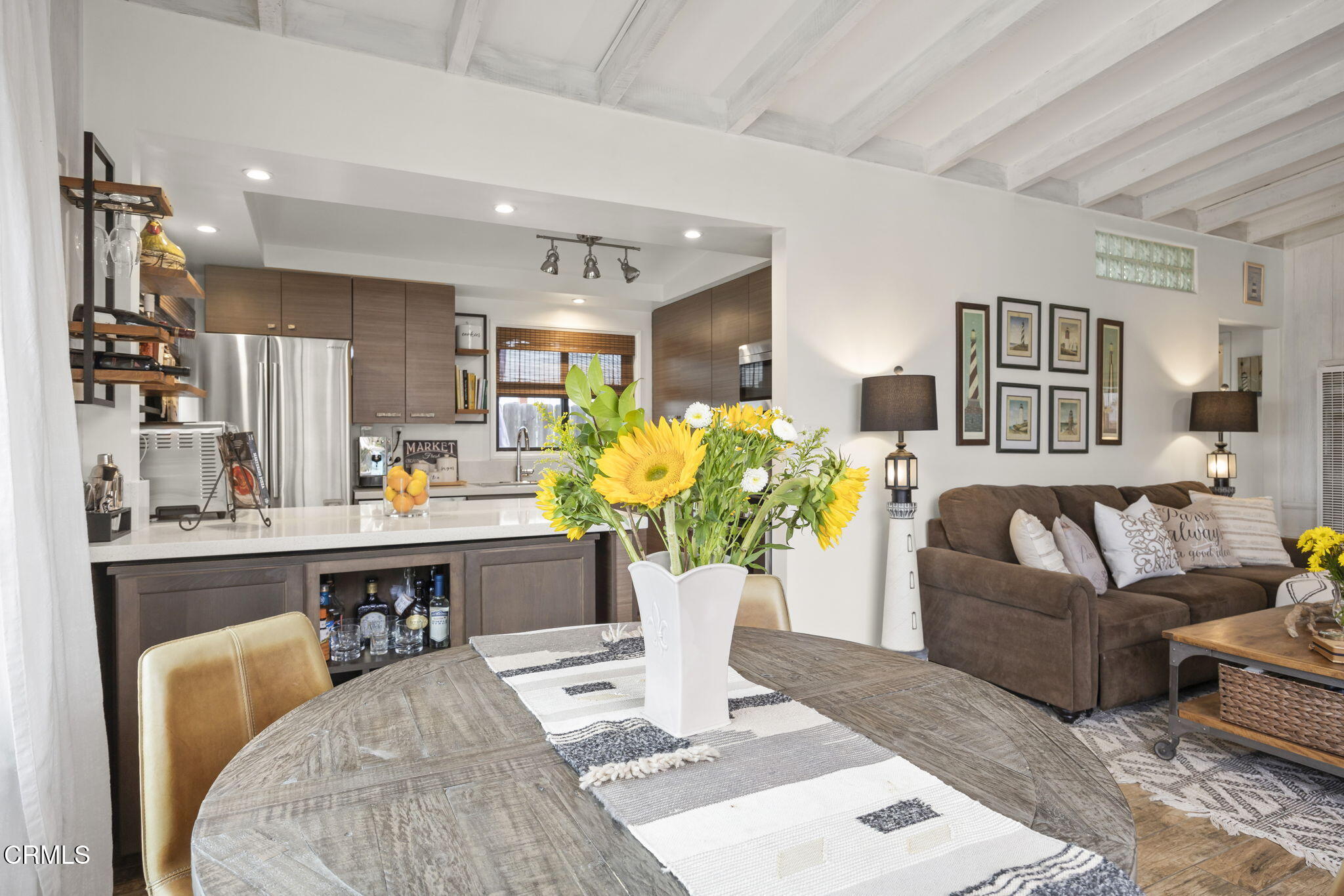 3500 Ocean Drive Oxnard, CA 93035 - Photo 13 of 34 28-web-or-mls-Upmarketmedia_3500Oce-57