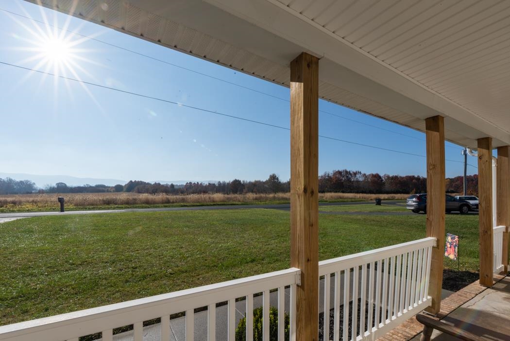 3945 Lyndhurst Road Stuarts Draft, VA 24477 - Photo 4 of 75 Gallery Image 4