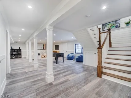 $5,500,000 | 330 Hartshorn Drive, Short Hills, NJ 07078