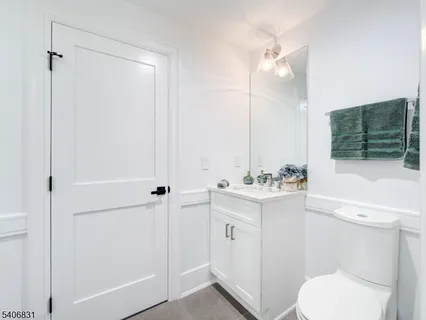 $5,500,000 | 330 Hartshorn Drive, Short Hills, NJ 07078