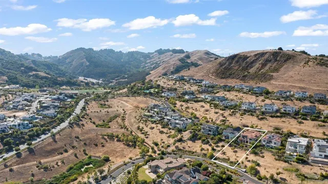 $2,998,000 | 21 Bigleaf Road, Orinda, CA 94563