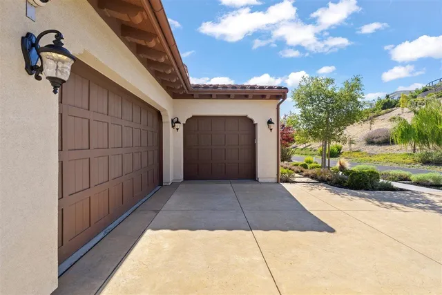 $2,998,000 | 21 Bigleaf Road, Orinda, CA 94563