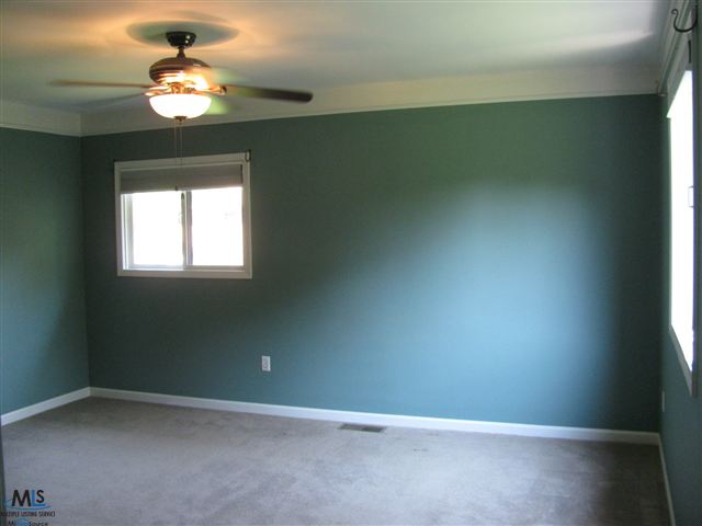 3116 Lake George Road Oakland, MI 48363 - Photo 23 of 30 31107984-22.JPG