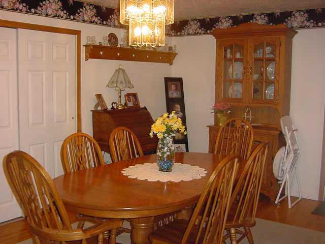 6083 Dakar Road East Westerville, OH 43081 - Photo 2 of 5