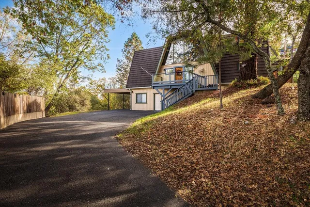 a view of house with street