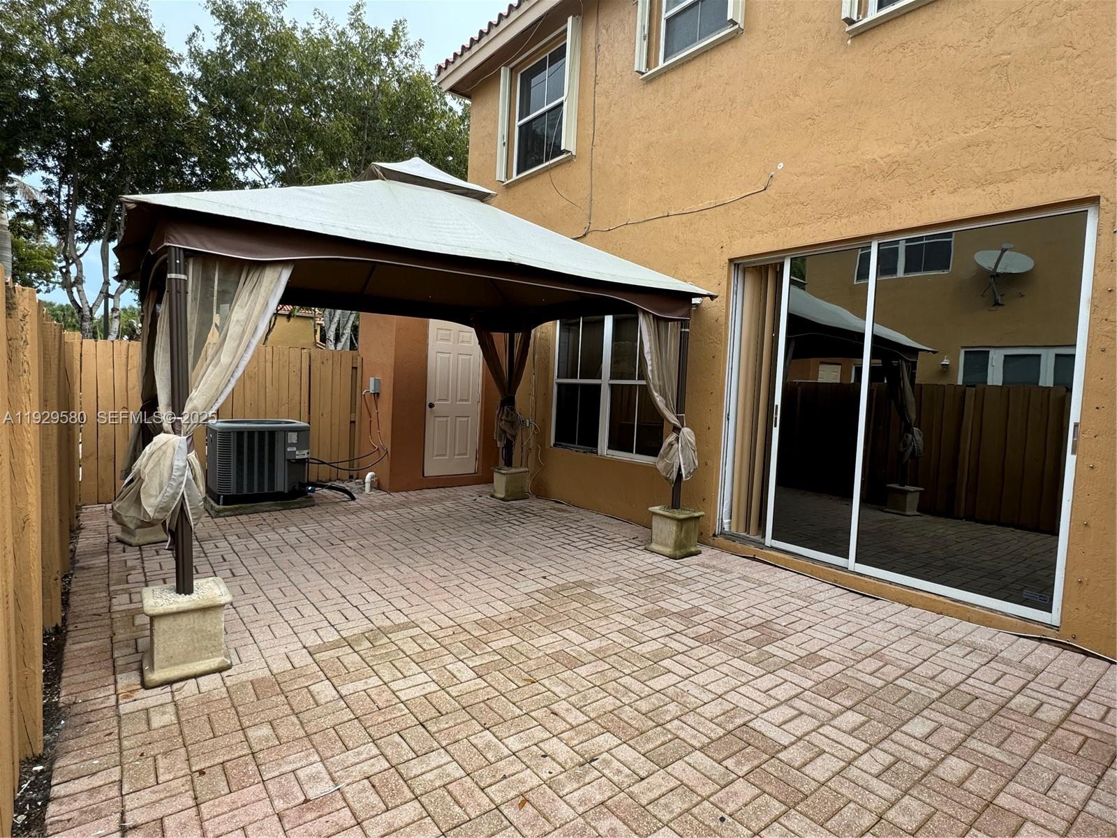 8507 Northwest 140th Terrace, Unit 801 Miami Lakes, FL 33016 - Photo 21 of 42