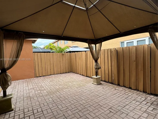 a view of an entryway