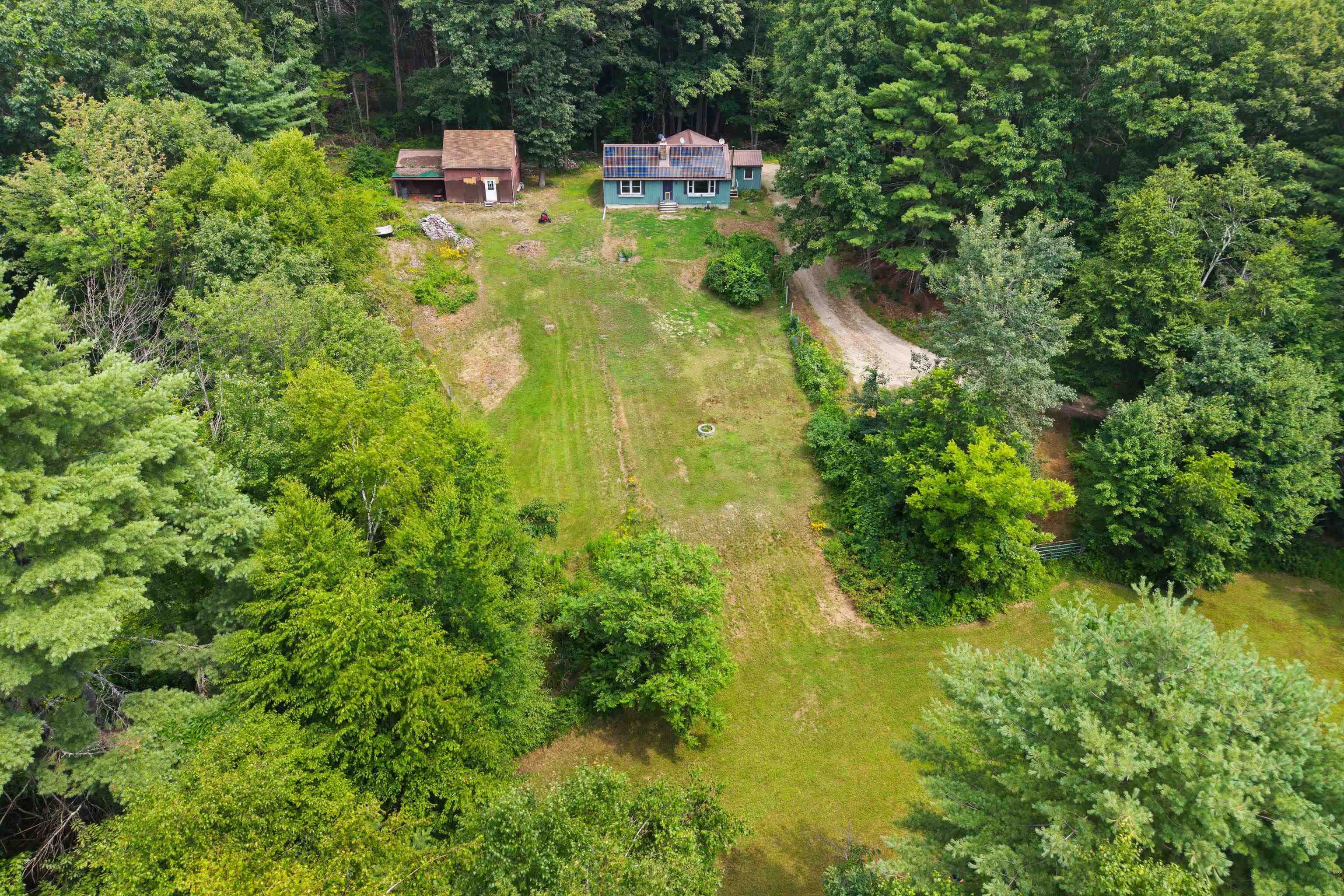 217 Barnard Hill Road Weare, NH 03281 - Photo 7 of 52 Gallery Image 7