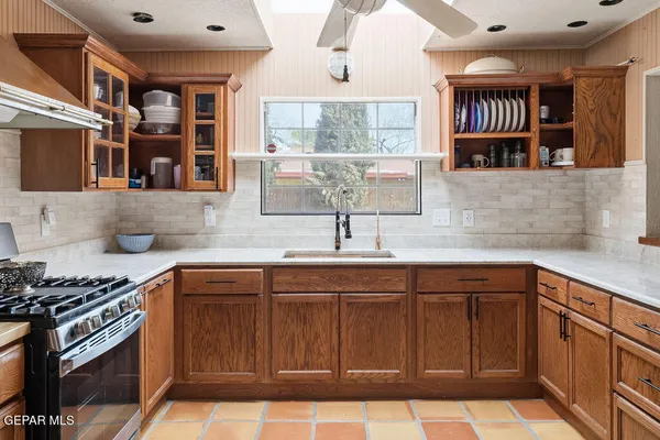 $375,000 | 4953 Vista Grande Circle, El Paso, TX 79922