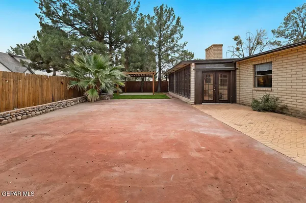 $375,000 | 4953 Vista Grande Circle, El Paso, TX 79922